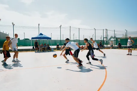 Площадка для баскетбола